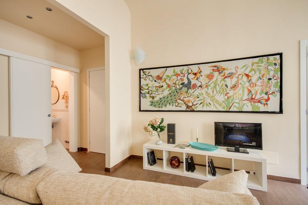 - Ginevra Firenze